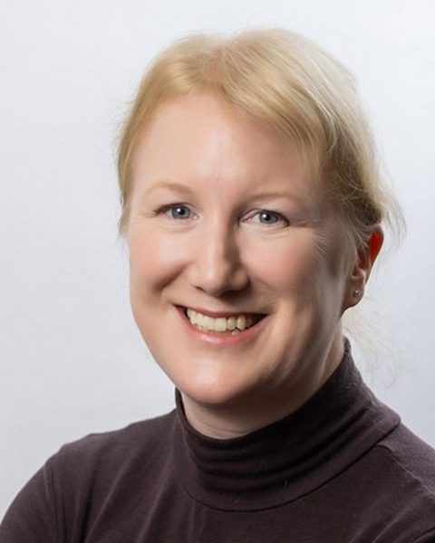 Dr Ruth Fairhurst, specialist orthodontist at The OSO Centre Wagga Wagga